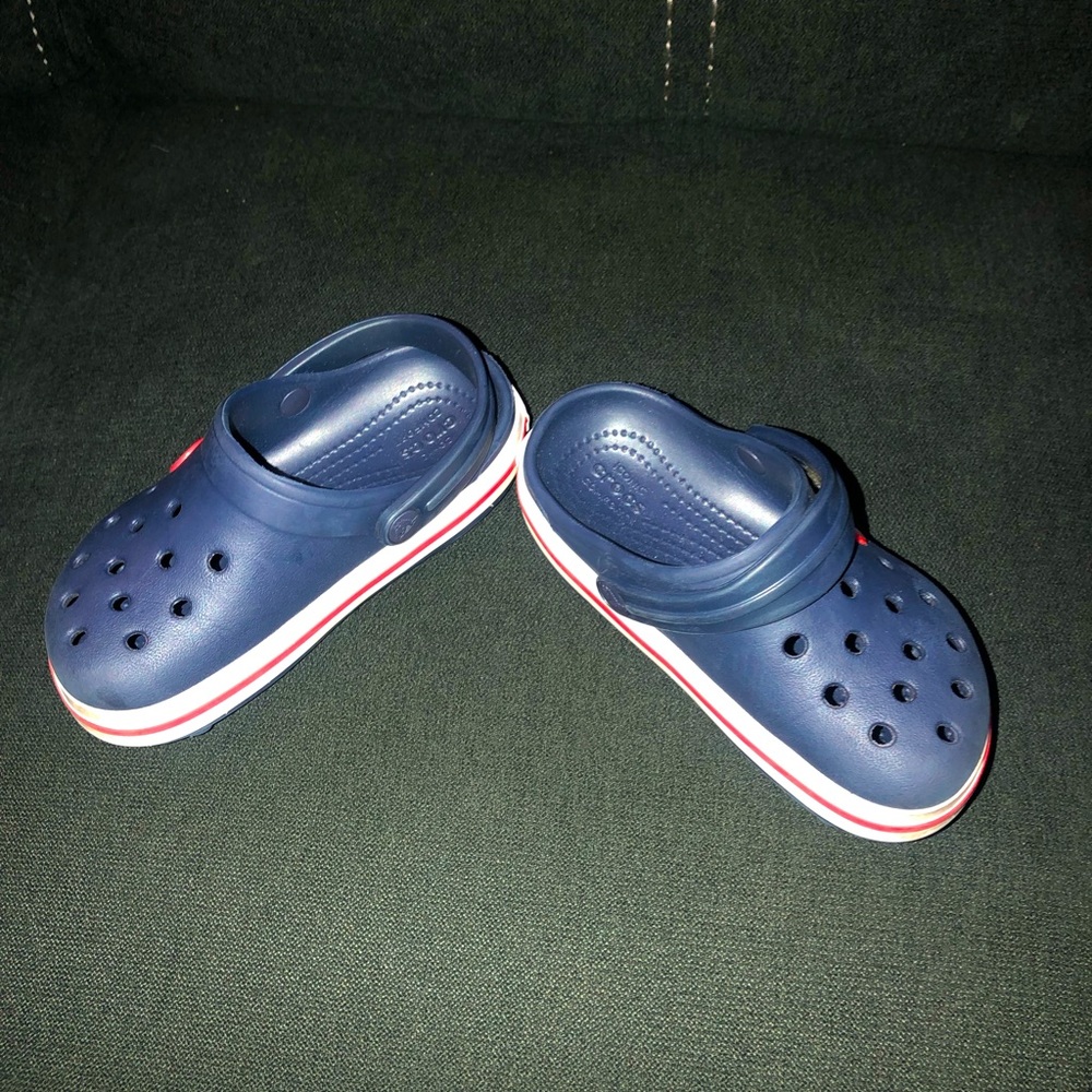 Used toddler size 9 Crocs